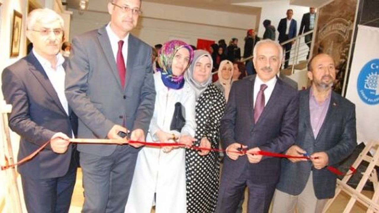 Çorum'da lise öğrencileri aylarca emek verdi. 45 eser sanatseverlerin beğenisine sunuldu