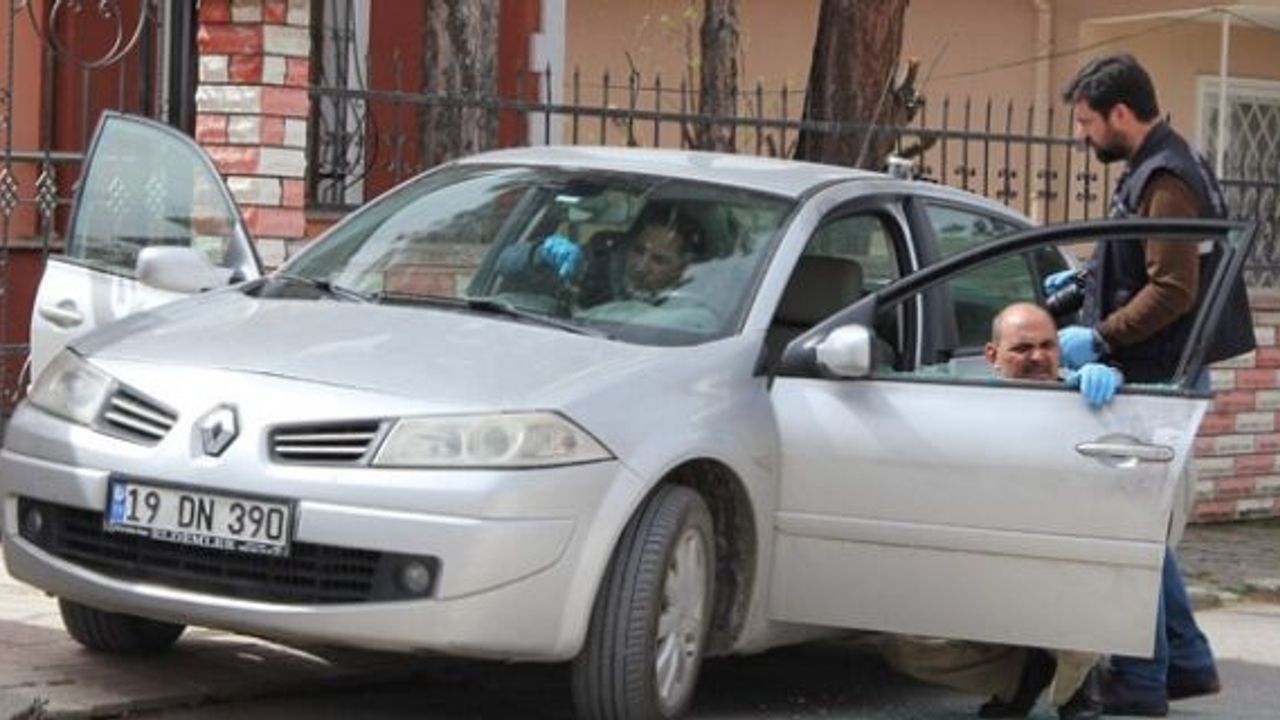 Çorum'da dede ziyaretine giden gencin başına gelmeyen kalmadı! 50 bin lira 30 saniyede buhar oldu