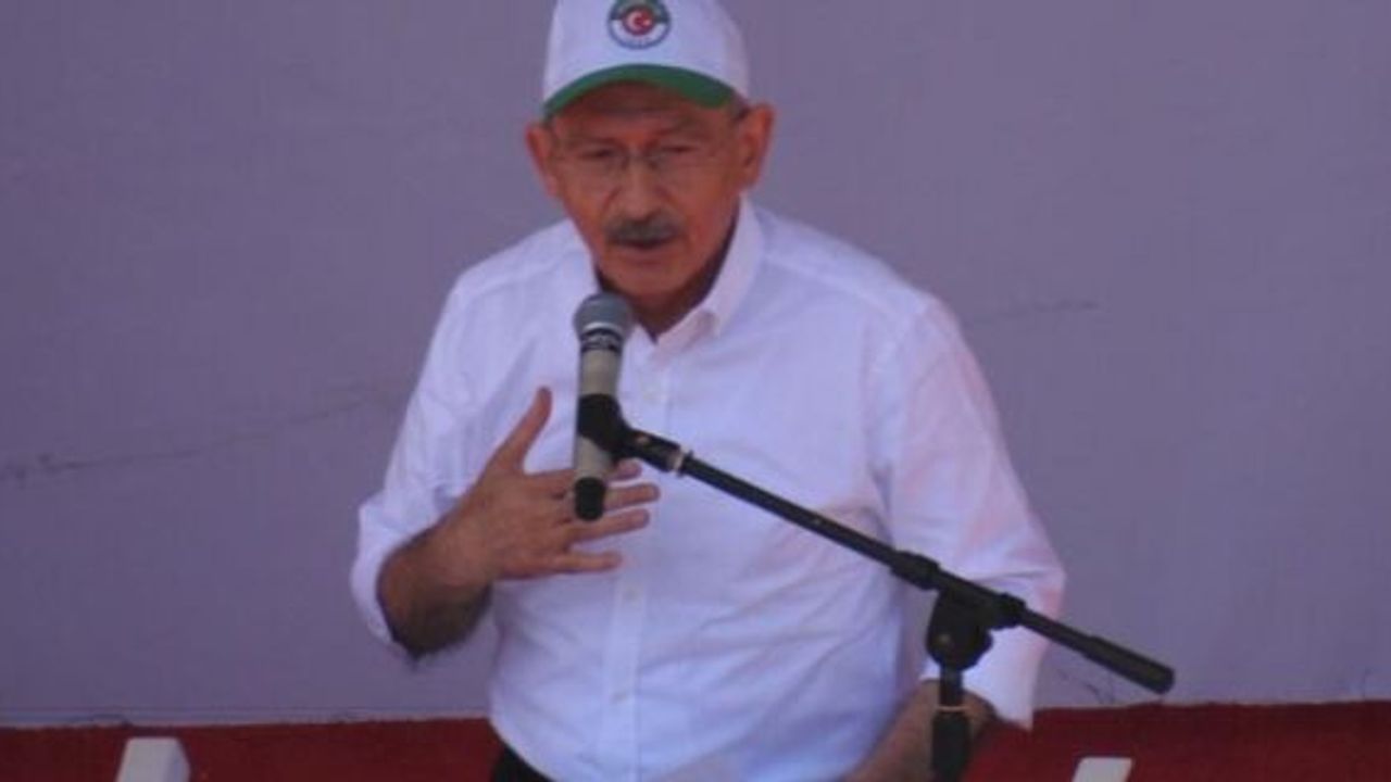 Çorum meydanında sert çıktı: O madalyayı alın başka bir yere koyun