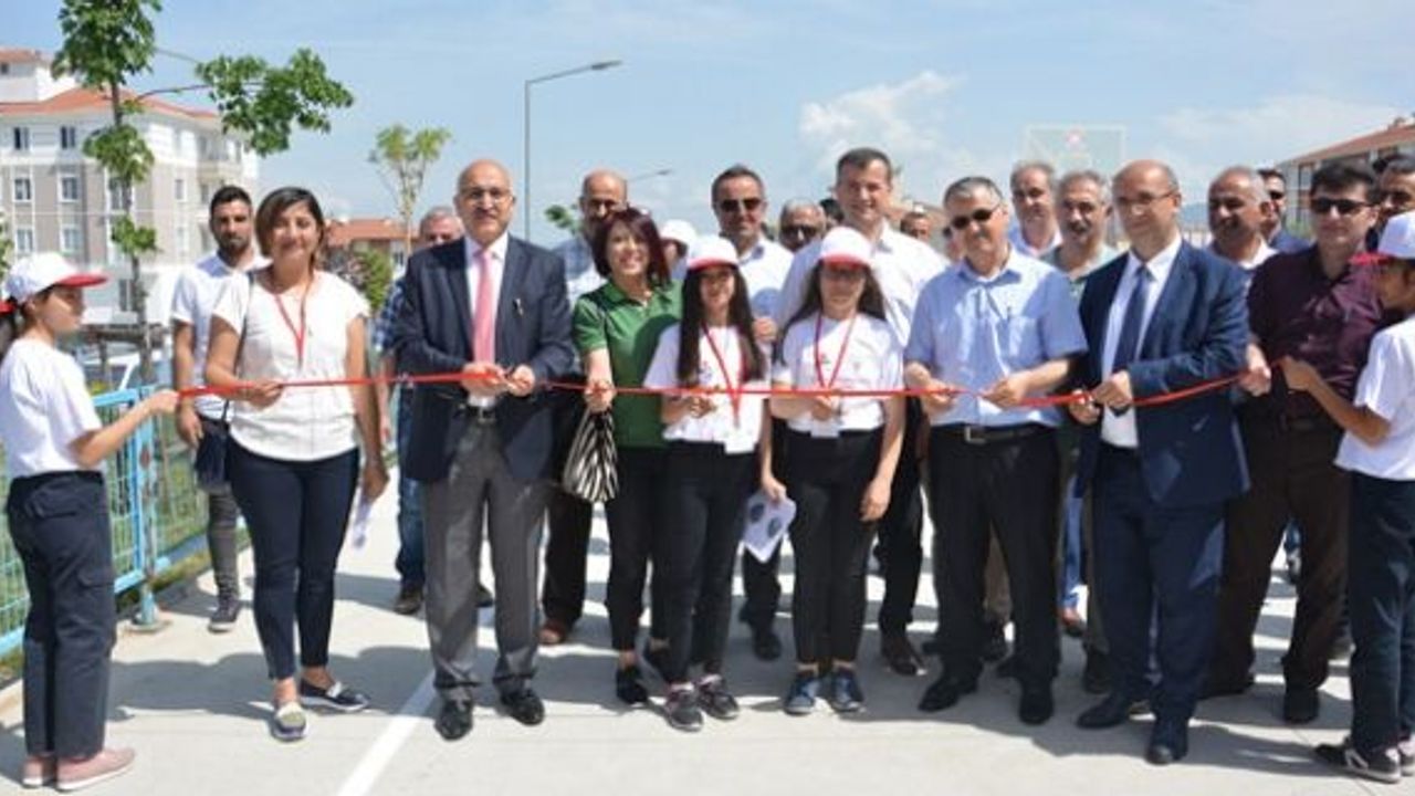 Yavruturna Ortaokulu'nda TÜBİTAK Bilim Fuarı