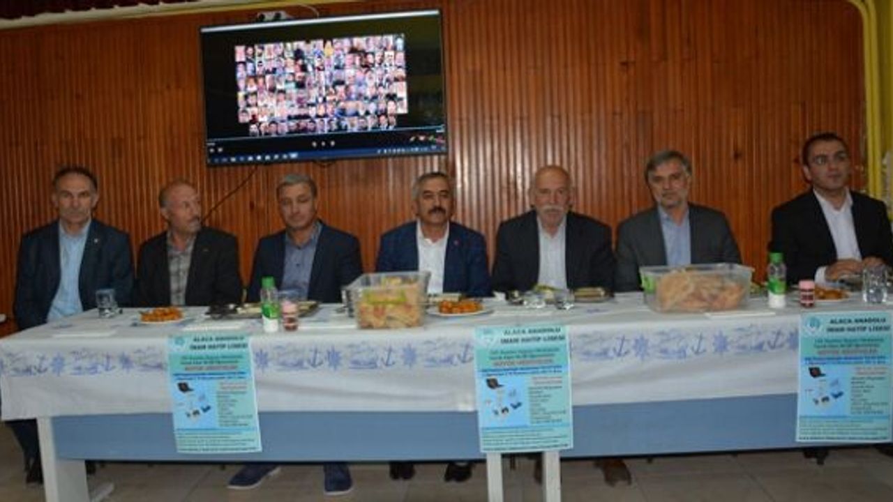 Alaca İHL’den mezuniyet, iftar programı ve ödül töreni