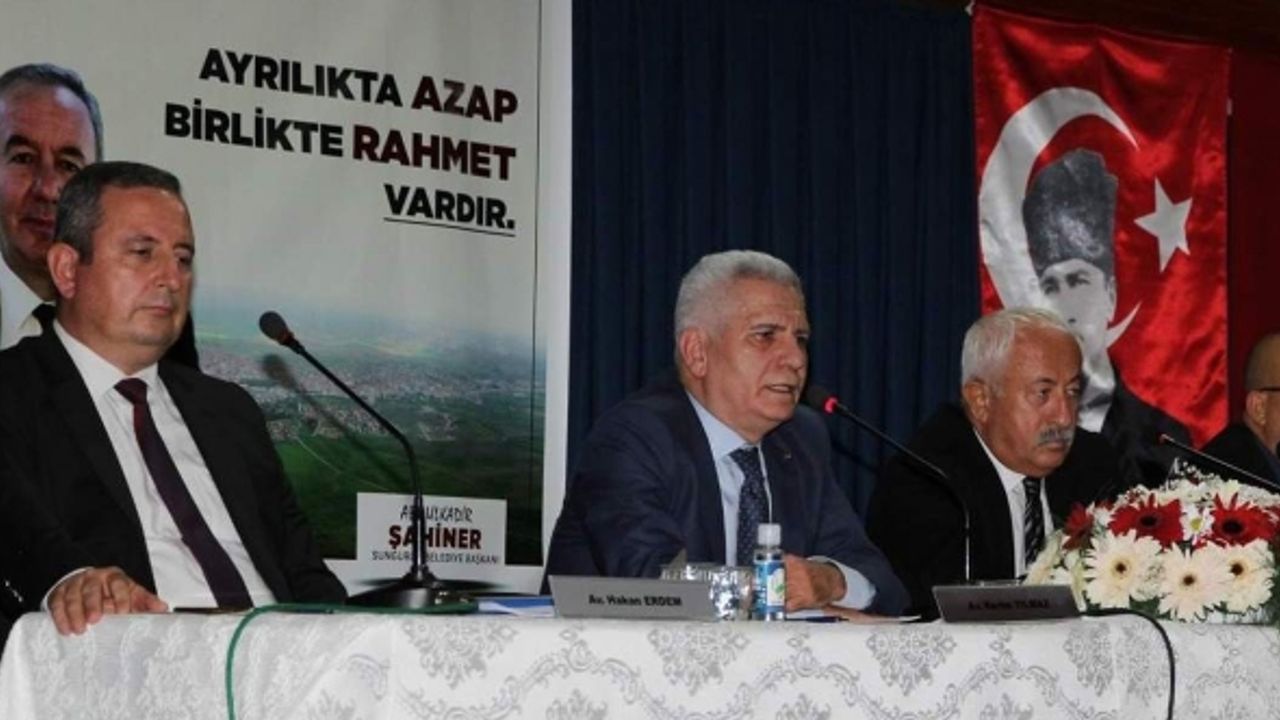"Türklerin İnanç Sistemi ve Alevilik" konferansı