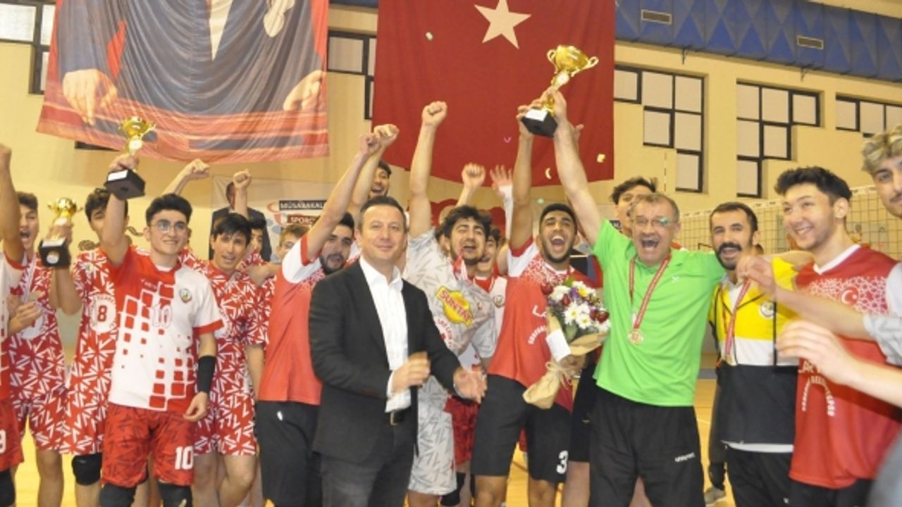 Sungurlu Belediyespor namağlup şampiyon