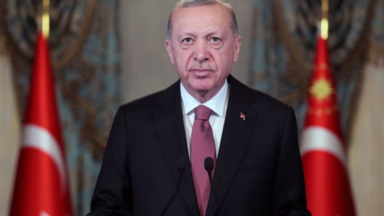 Cumhurbaşkanı Erdoğan duyurdu! Öğrencilere ücretsiz dağıtılacak