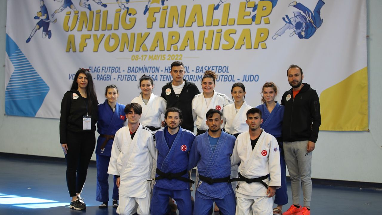 Hititli öğrenciler Judo'da 2 Kupa ve 5 Madalya kazandı