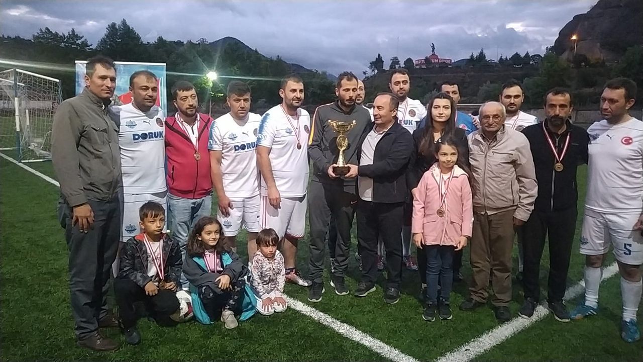 Şehit Habib Gökçe Futbol turnuvasının şampiyonu Gençlerbirliği