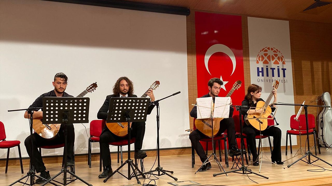 Hitit Üniversitesi'nde orkestra ve oda müziği konseri