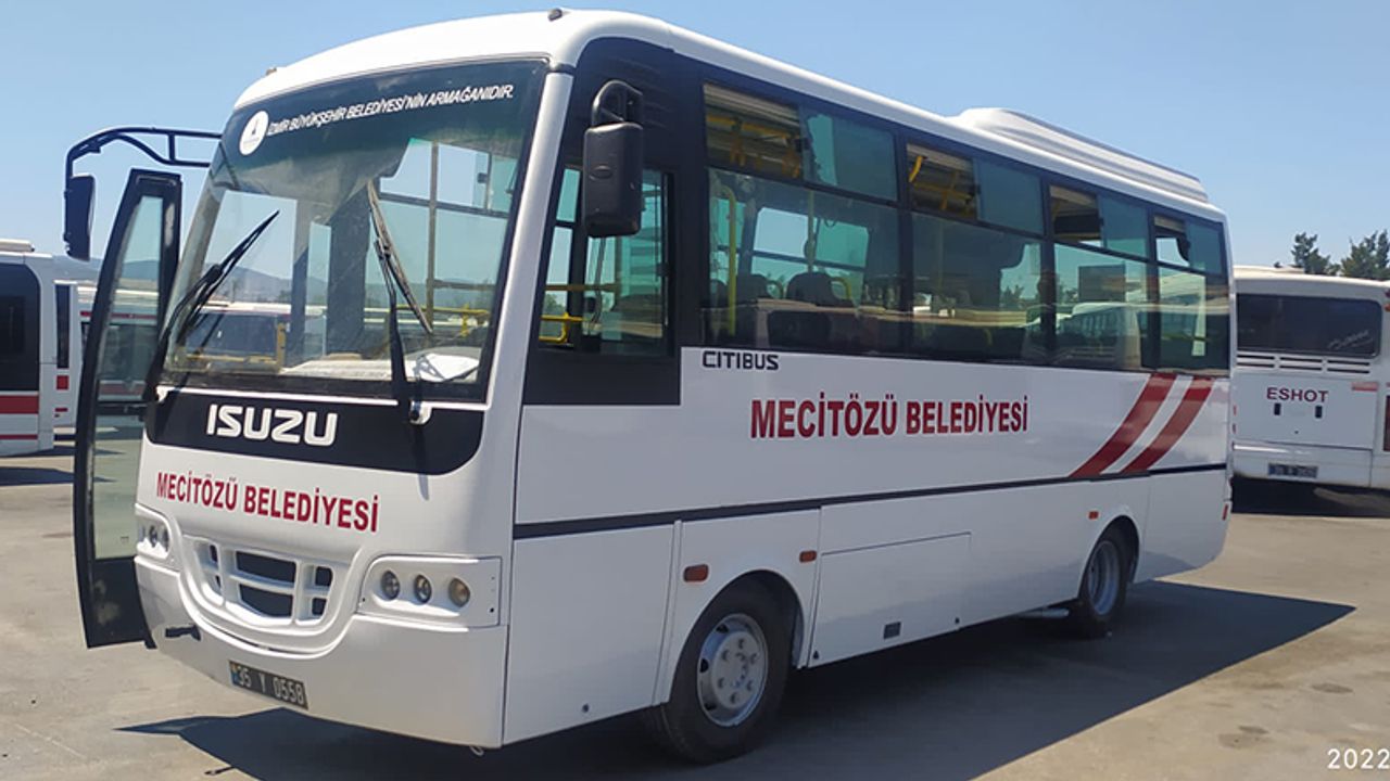 Tunç Soyer’den Mecitözü Belediyesi'ne otobüs