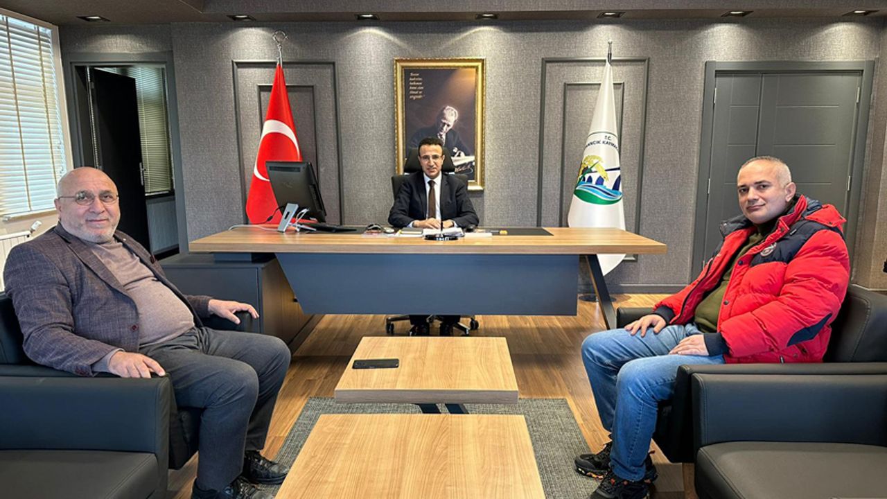 Hacı Odabaş ve İlhami Türksal'dan Kaymakam Akpay'a ziyaret