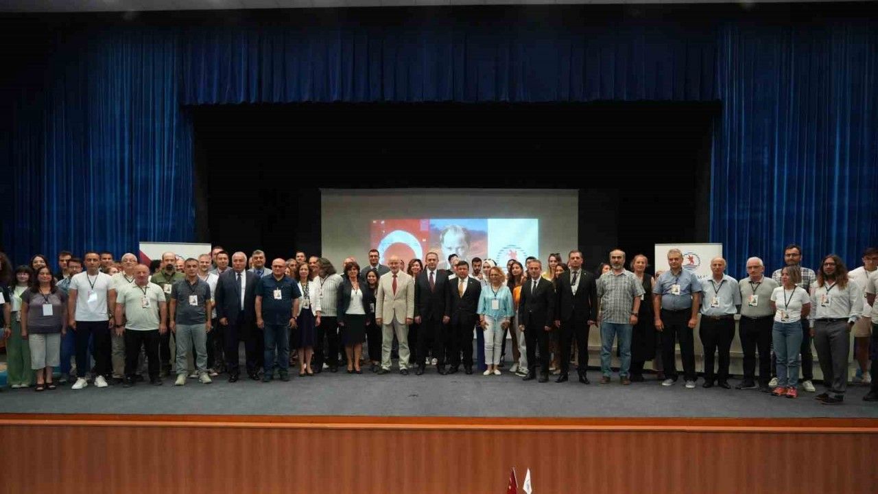 1. Ulusal Yaban Hayatı Çalıştayı: “Sokak hayvanlarının sebebi, sorumsuz insanlar”