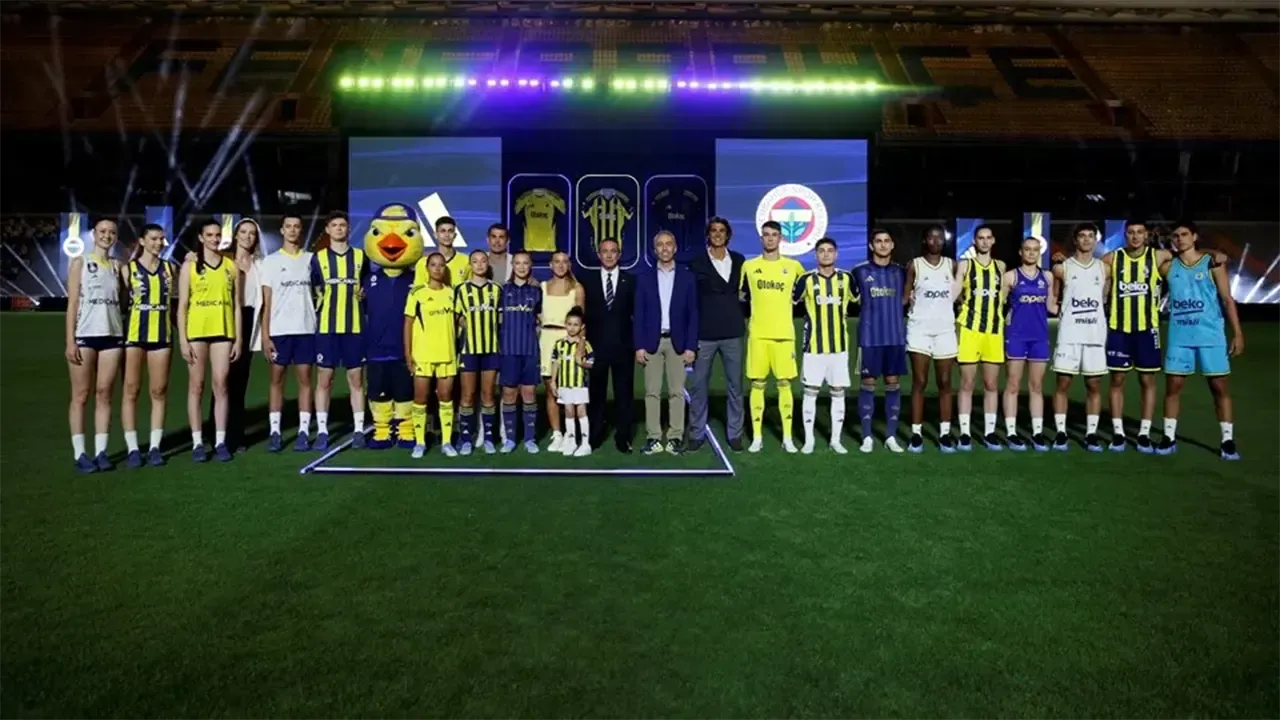 Fenerbahçe’nin 2025-2026 formaları görücüye çıktı