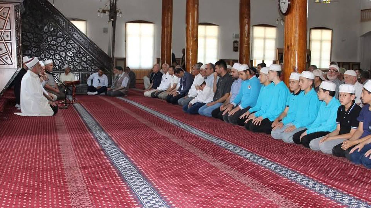 İskilip’te dualar 15 Temmuz Şehitleri için yükseldi