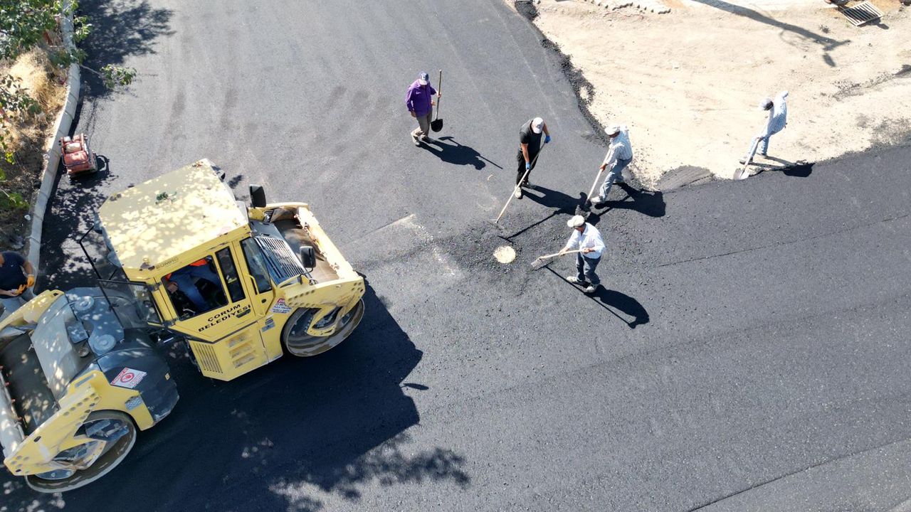 Uğurludağ’a Çorum Belediyesi'nden asfalt desteği