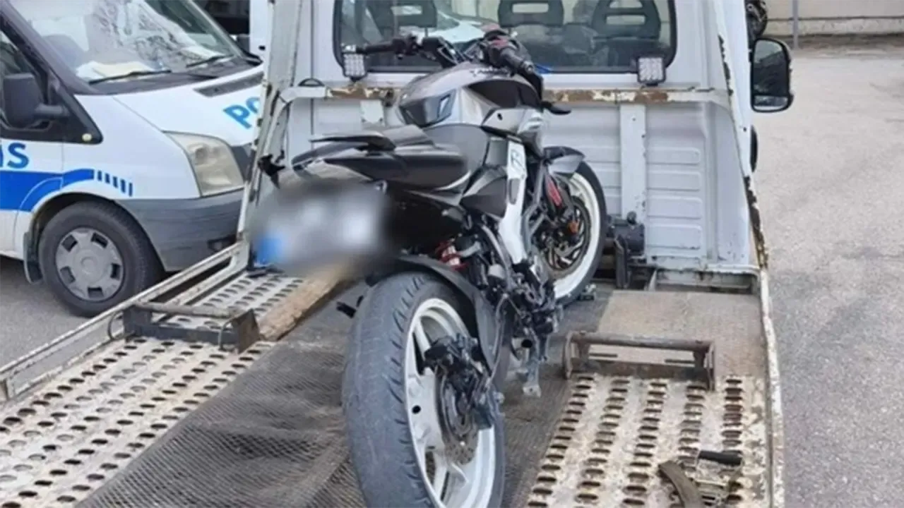 Motosikletiyle polisten kaçtı, ceza makbuzunu görünce dondu kaldı