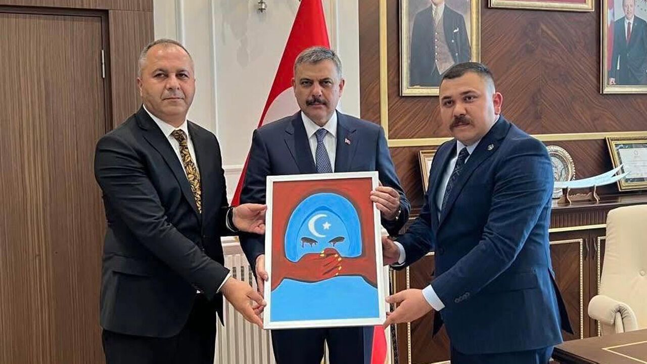 Ülkü Ocakları’ndan İçişleri Bakanı Mustafa Çiftçi’ye anlamlı