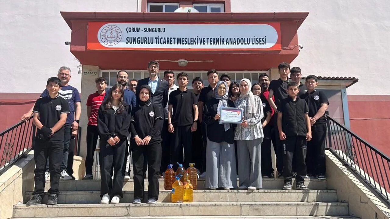 Öğrencilerin topladığı atıklar geri dönüşüme kazandırıldı