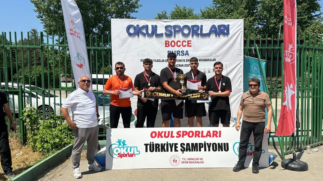 Cumhuriyet Anadolu Lisesi Türkiye şampiyonu oldu