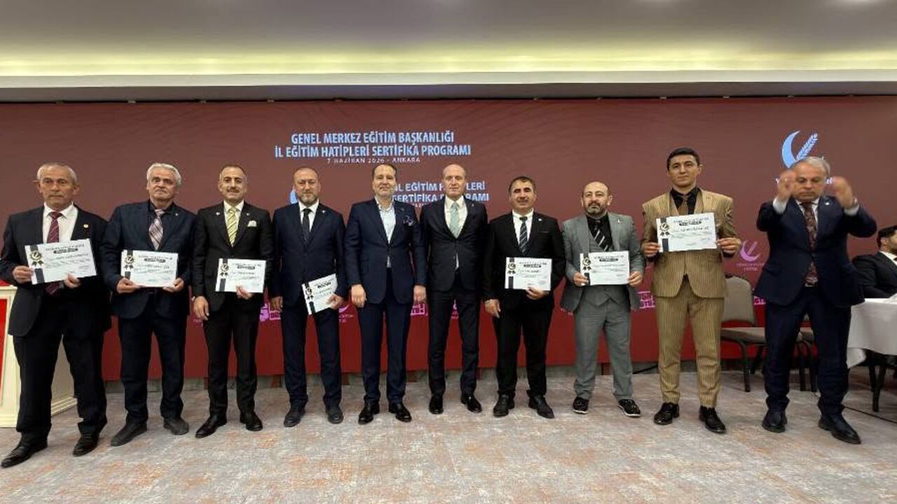 Yeniden Refah Partisi’nde eğitim programı tamamlandı