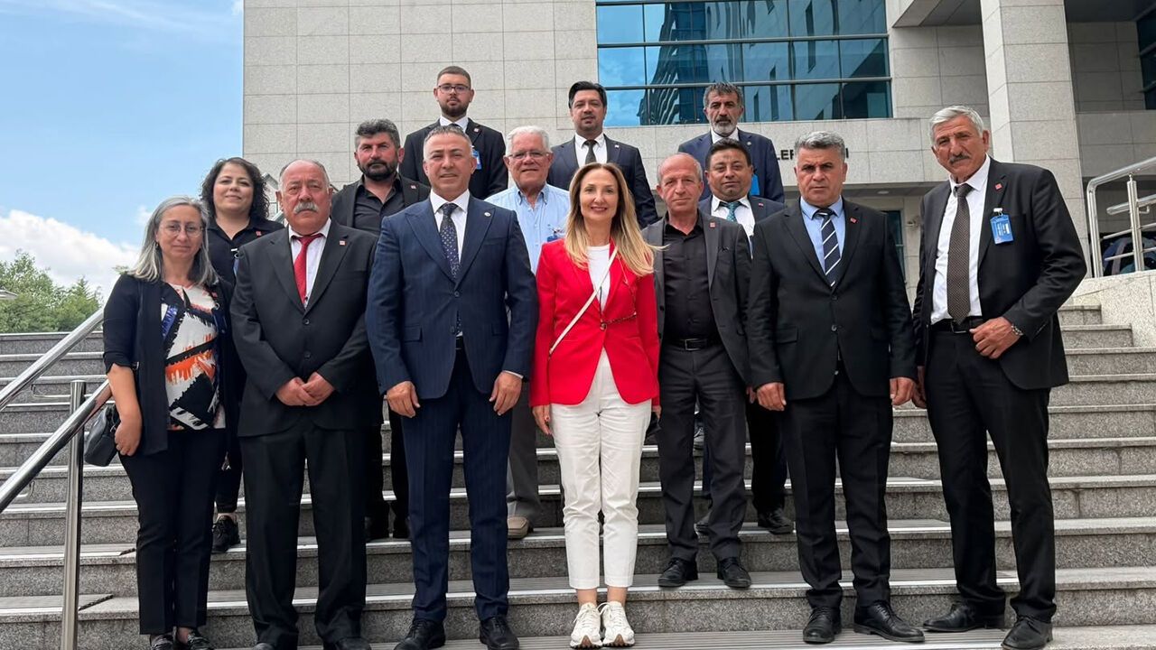 CHP Çorum heyeti TBMM'de ağırlandı