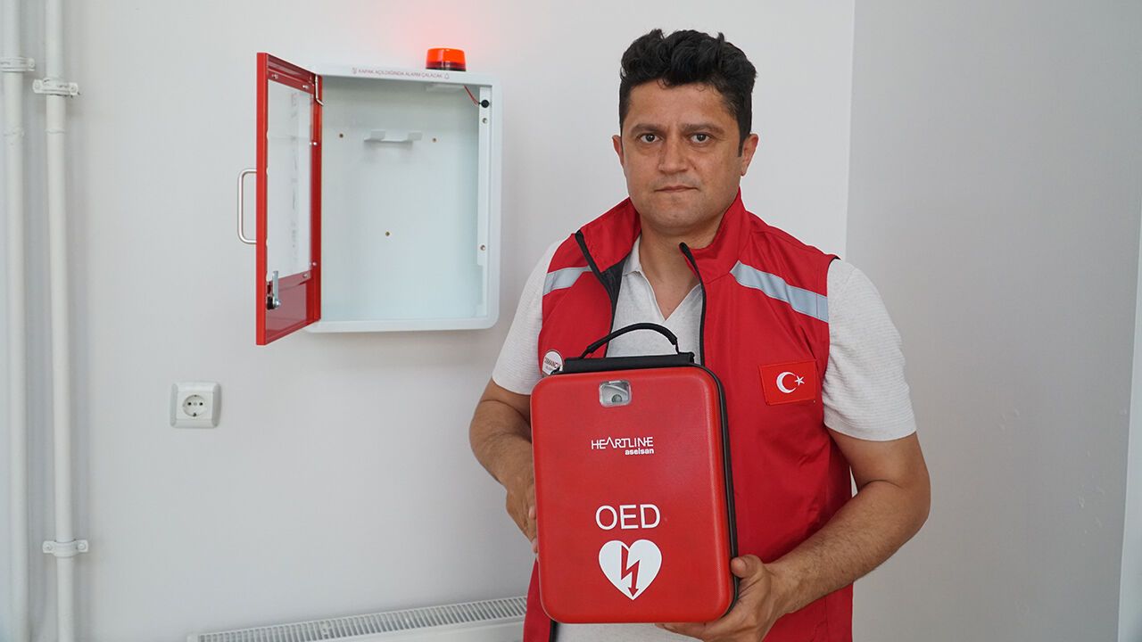 Ani kalp durmalarına karşı üretilen yerli cihaz Os