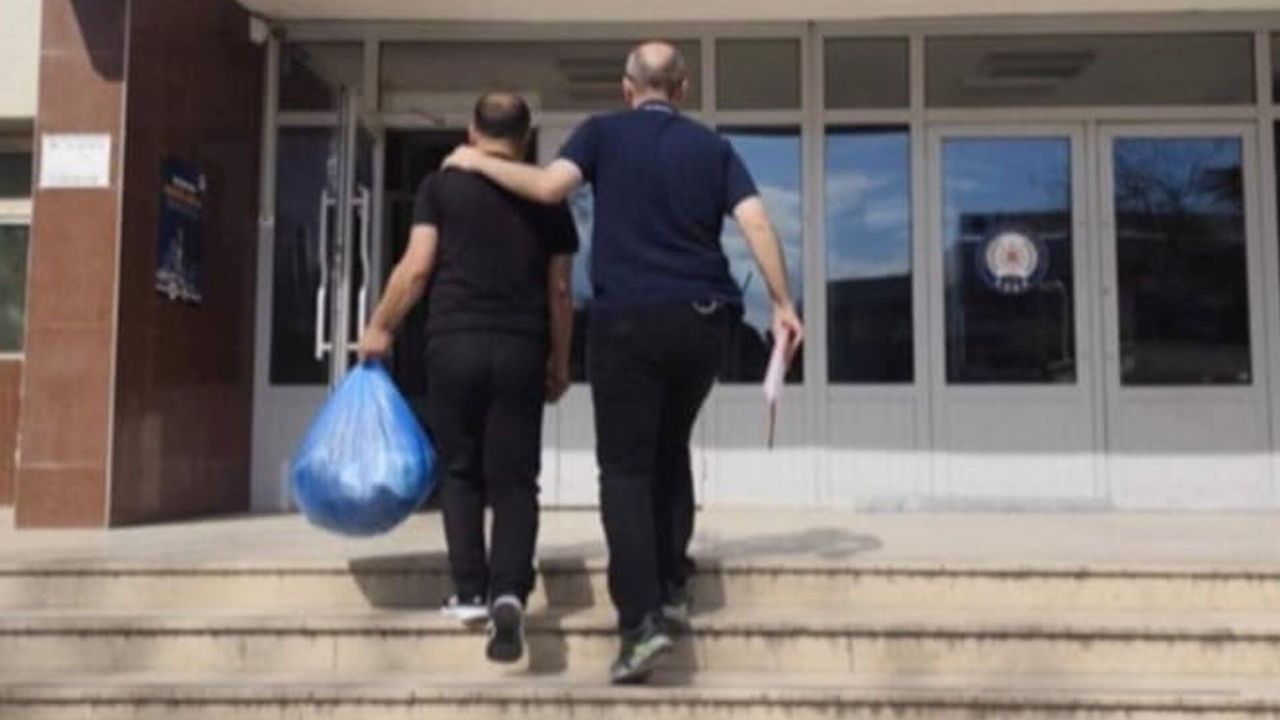 2 hükümlü yakalandı