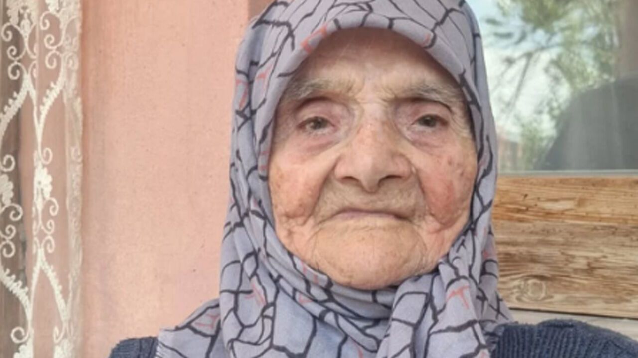 104 yaşındaki Ayşe Yalvaçer hayatını kaybetti