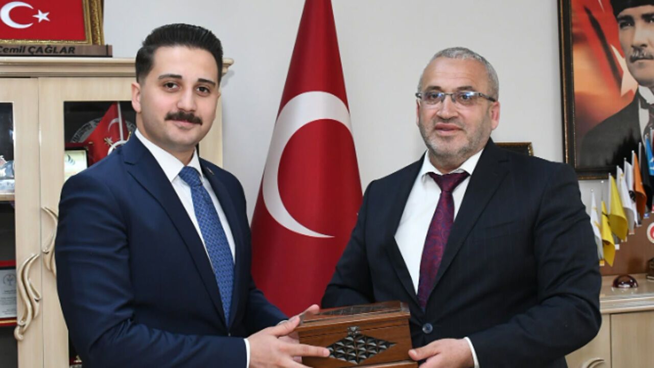 Ortaköy Kaymakamı Şapaloğlu'ndan Cemil Çağlar'a zi