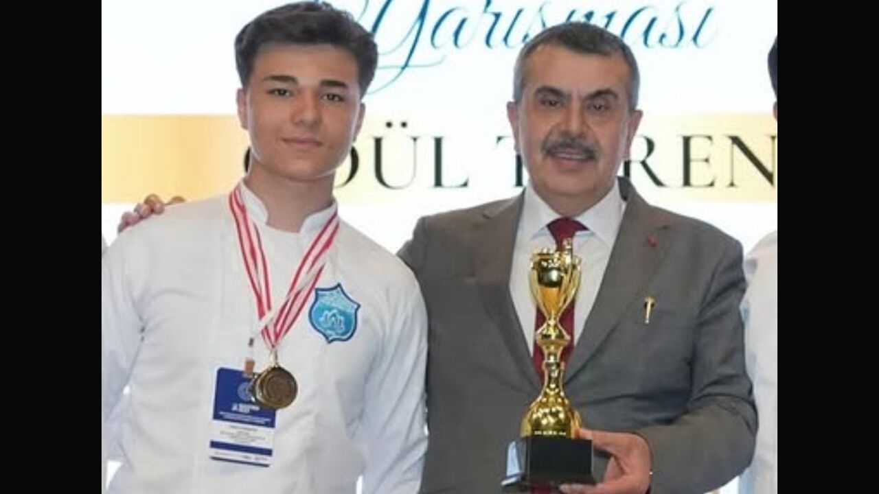 Kargılı genç şef dünya mutfağında zirveye çıktı