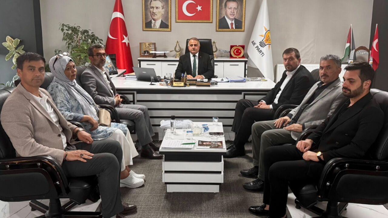AK Parti Çorum İl Yürütme Kurulu toplandı