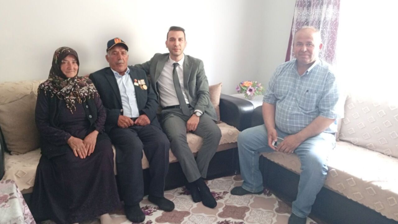 Kaymakam Düzgün'den Gazi Veysel Yıldırım'a ziyaret