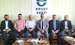 Yusuf Ahlatcı'dan Ensar Vakfı ve TÜGVA'ya ziyaret