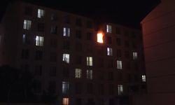 Kırıkkale'de korkutan yangın: Mahsur kalan vatandaş 5. kattan atladı