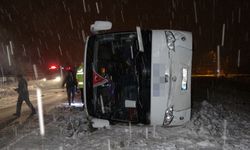Tokat'ta yolcu otobüsü devrildi! Ölü ve yaralılar var