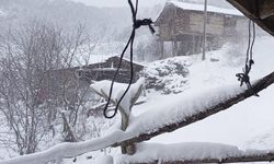Çorum'da bazı köyler karla kaplandı