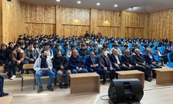 Gençlere ‘Moral ve motivasyon’ konferansı