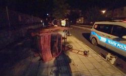 Elektrikli motosiklete çarpan sürücü kaçtı, baba ve kızı yaralı