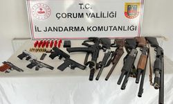 Jandarma’dan operasyon! Çok sayıda silah ele geçirildi