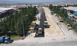 Sanayi Sitesi 17. Cadde asfaltlandı