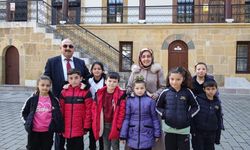 Oğuzlar Cevizli Köyü İlkokulu Öğrencilerine Çorum Gezisi