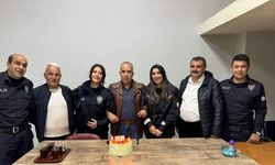 Muhtar Seydi Demiray'dan polislere pastalı kutlama