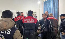 "14 ilde FETÖ’ye yönelik düzenlenen 'Kıskaç-12' operasyonlarında 60 şüpheli yakalandı”