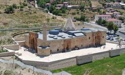 UNESCO Listesinin İlk Türk Eseri Divriği Ulu Camii İhtişamla Geri Döndü!