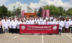 Türk Eczacıları Birliği'nden Çağrı: "Yeni Fakültelere Değil, Kaliteli Eğitime İhtiyaç Var!"