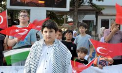 Minikler Filistin’e özgürlük çağrısında bulundu