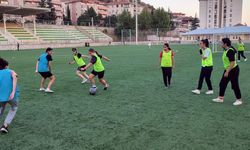 İskilip’te Futbol Tutkusu: Kız Çocuklarının Yoğun Katılımıyla Yaz Okulu