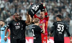 Beşiktaşlı futbolculardan anlamlı hareket: Golü Necip Uysal için kutladılar