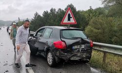 Çorum'da İki otomobil çarpıştı: 1 yaralı