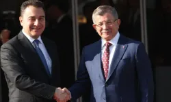 Gelecek ve DEVA Birleşmesi: Ali Babacan Lider, Ahmet Davutoğlu Onursal Başkan!