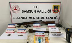 Samsun'da silah kaçakçılığı ve uyuşturucu operasyonunda 5 şüpheli yakalandı