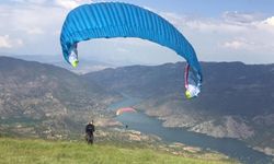 Oğuzlar’da Yamaç Paraşütü ve Yayla Şenliği